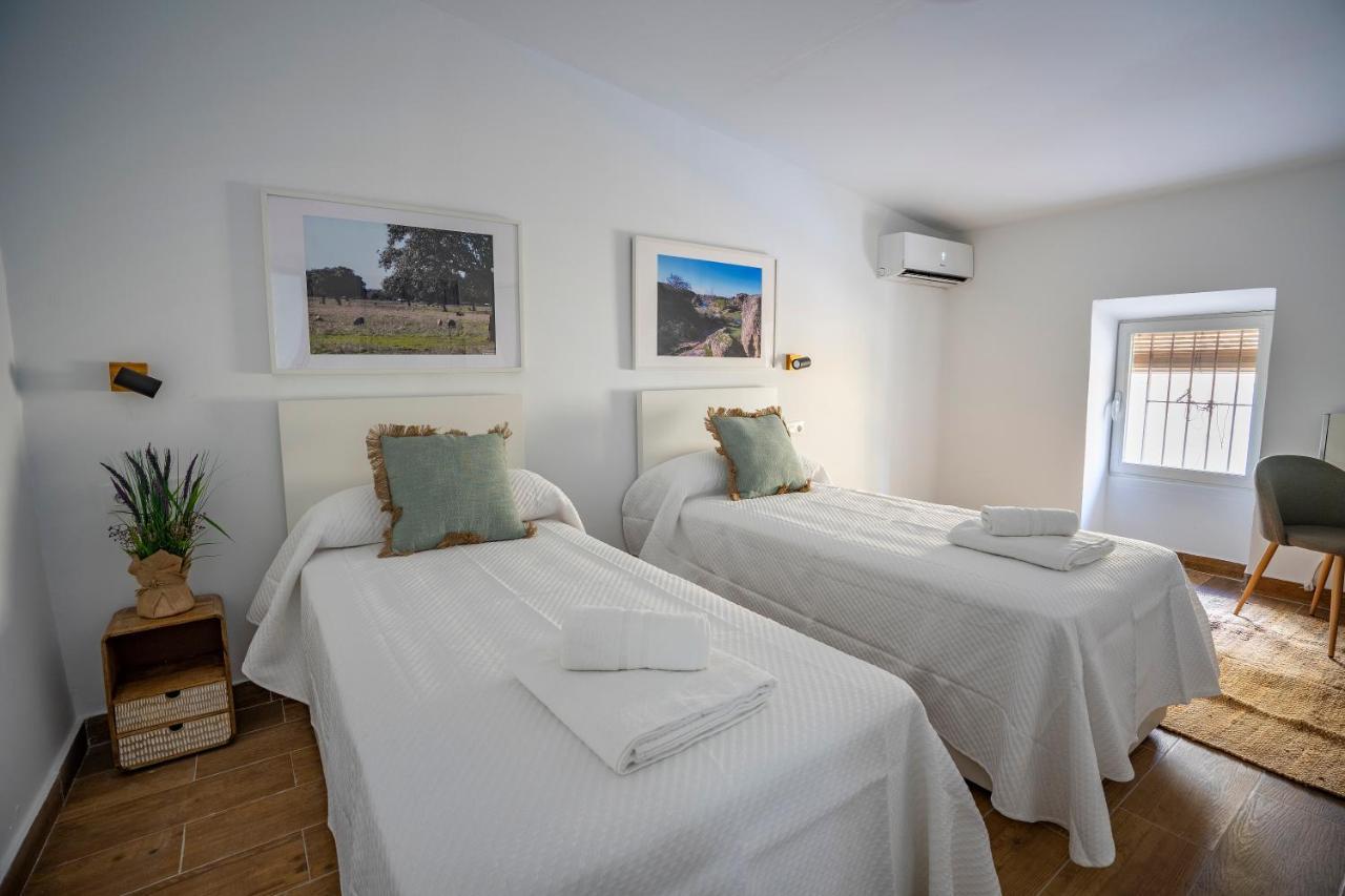 Apartamento Berrocala Caces Exteriör bild